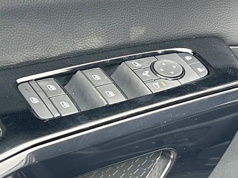 New 2026 Nissan Pathfinder Platinum AWD/4WD image 18