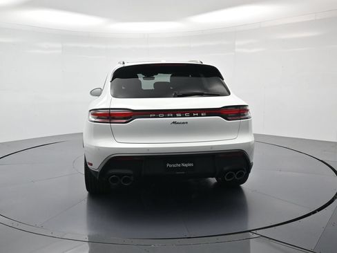 Certified 2026 Porsche Macan AWD/4WD image 29