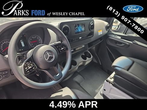 Used 2023 Mercedes-Benz Sprinter 2500 image 13
