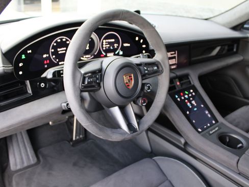 Certified 2025 Porsche Taycan Turbo GT image 4
