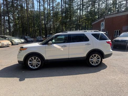 Used 2013 Ford Explorer Limited FWD image 1
