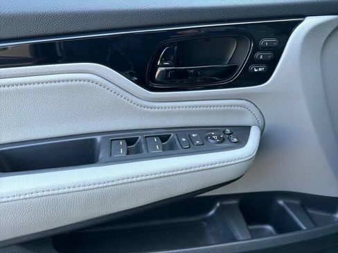 Used 2019 Honda Odyssey Elite image 13