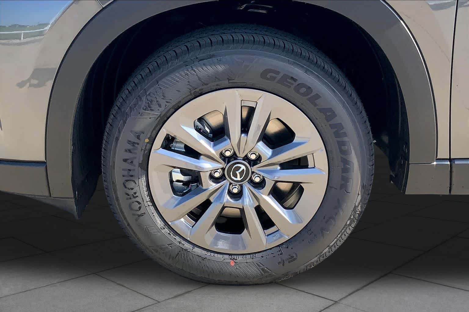 New 2026 MAZDA CX-5 Select AWD/4WD image 11