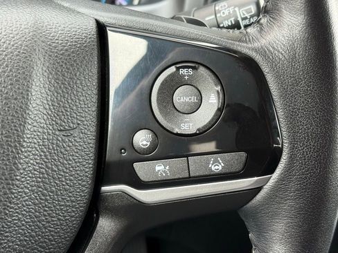 Used 2022 Honda Odyssey Elite image 37