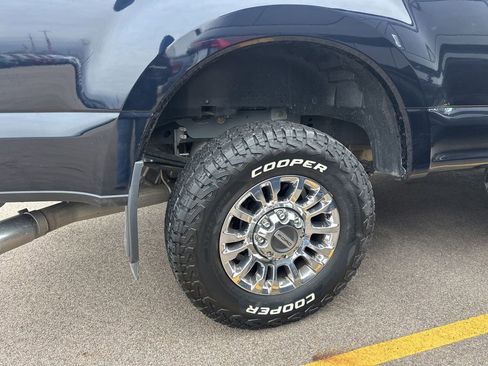 Used 2022 Ford F250 XLT w/ XLT Premium Package image 7