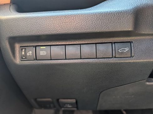 Used 2023 Toyota RAV4 XLE Premium FWD image 23