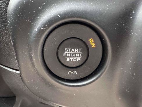 Used 2020 Jeep Wrangler Unlimited Sport S AWD/4WD image 22