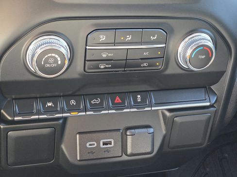 Used 2024 GMC Sierra 1500 Pro w/ Pro Value Package image 18