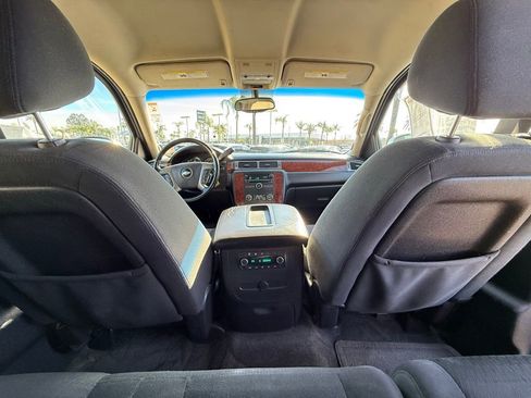 Used 2013 Chevrolet Tahoe LS image 15