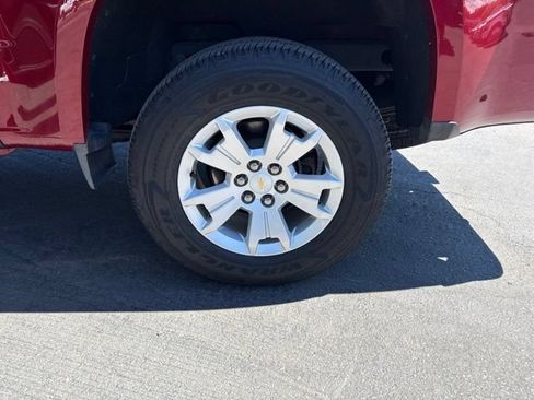 Used 2018 Chevrolet Colorado LT RWD image 11
