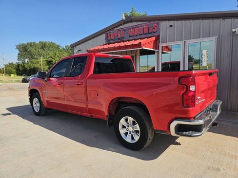 Used 2019 Chevrolet Silverado 1500 LT w/ Texas Edition RWD image 4