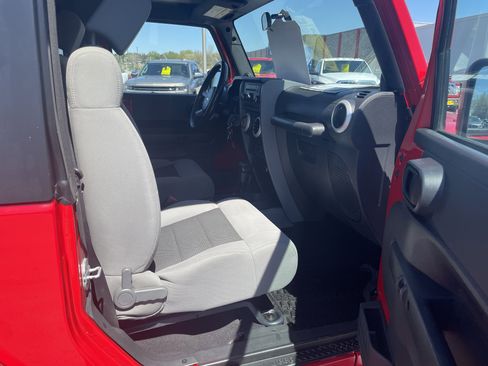 Used 2010 Jeep Wrangler Sahara w/ Trailer Tow Group AWD/4WD image 22