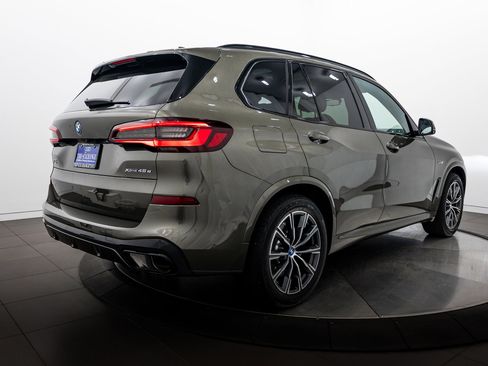 Used 2023 BMW X5 xDrive45e w/ Executive Package image 4