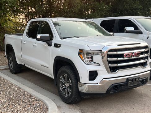 Used 2021 GMC Sierra 1500 SLE AWD/4WD image 2