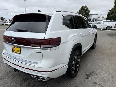 New 2025 Volkswagen Atlas SEL Premium R-Line image 5
