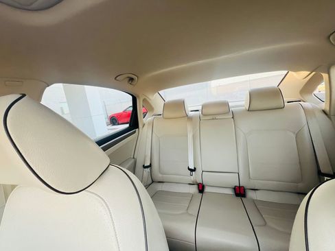 Used 2017 Volkswagen Passat 1.8T SE image 28