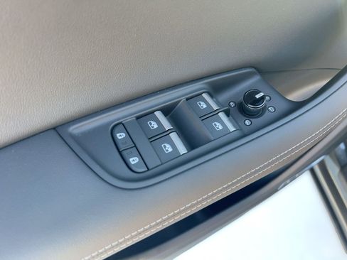 New 2026 Audi Q8 Premium Plus image 13