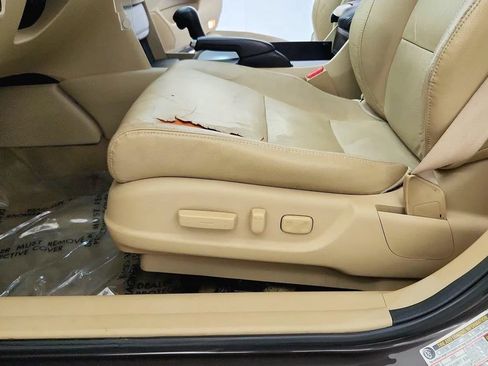 Used 2011 Honda Accord EX-L image 19