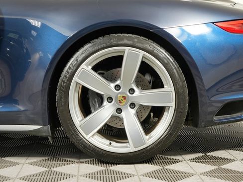 Certified 2017 Porsche 911 Targa 4 AWD/4WD image 23
