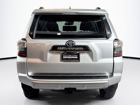 Used 2023 Toyota 4Runner TRD Off-Road Premium image 6