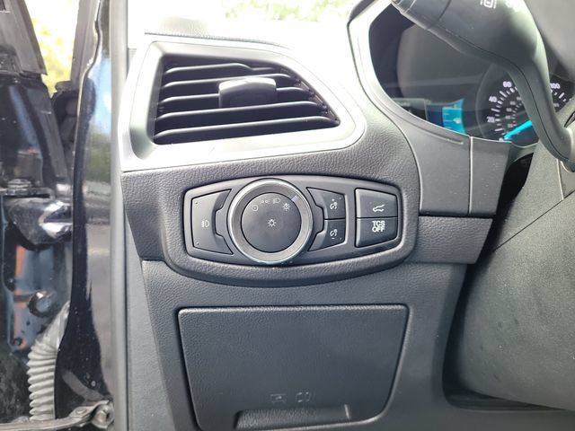 Used 2024 Ford Edge Titanium AWD/4WD image 22