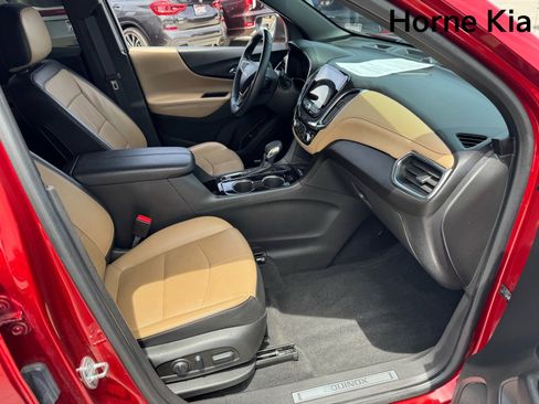 Used 2023 Chevrolet Equinox Premier FWD image 25