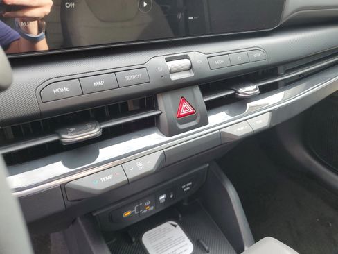 New 2025 Kia K4 EX FWD image 19