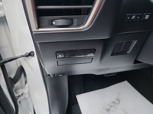 Used 2018 Lexus NX 300h 300h w/ Towing Package (1500 lbs) image 16