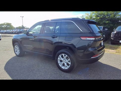 Certified 2023 Jeep Grand Cherokee Limited AWD/4WD image 6