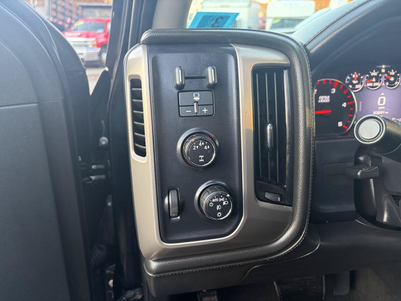 Used 2015 GMC Sierra 3500 Denali w/ Duramax Plus Package AWD/4WD image 22