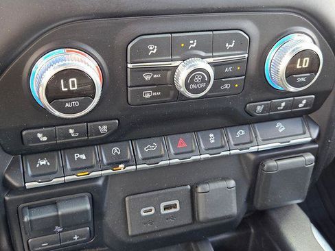 Used 2019 GMC Sierra 1500 AT4 w/ AT4 Premium Package image 64