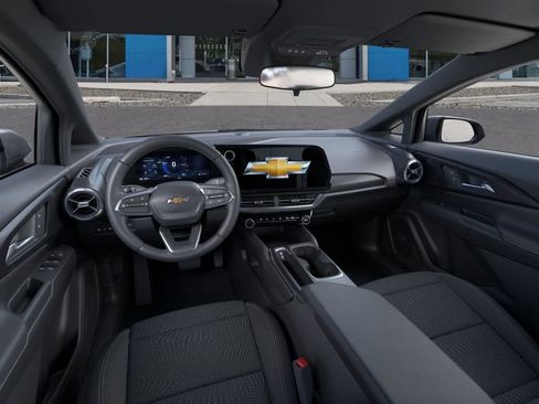 New 2026 Chevrolet Equinox EV LT image 30