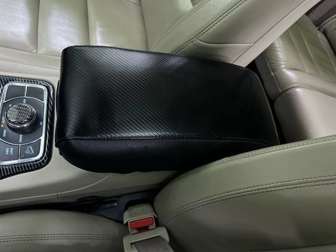 Used 2018 Jeep Grand Cherokee Limited AWD/4WD image 27