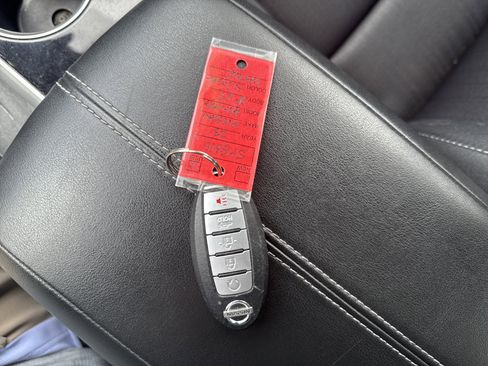 Used 2023 Nissan Altima 2.5 SV FWD image 29