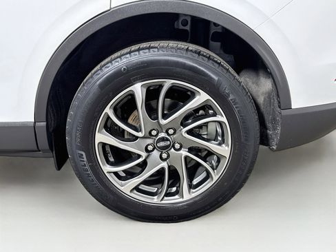 Used 2022 Lincoln Corsair AWD w/ Equipment Group 101A image 29