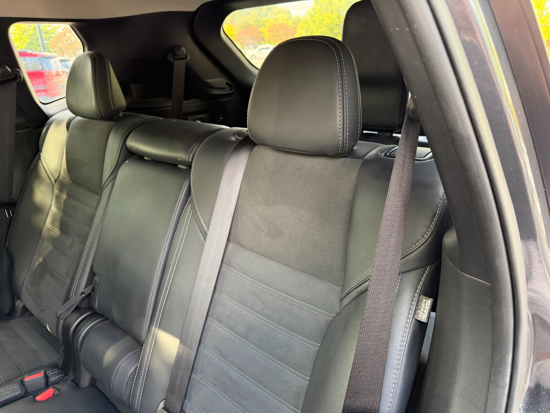Used 2025 Mitsubishi Outlander SE FWD image 52
