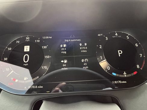 Used 2025 Land Rover Range Rover Long Wheelbase SE image 19