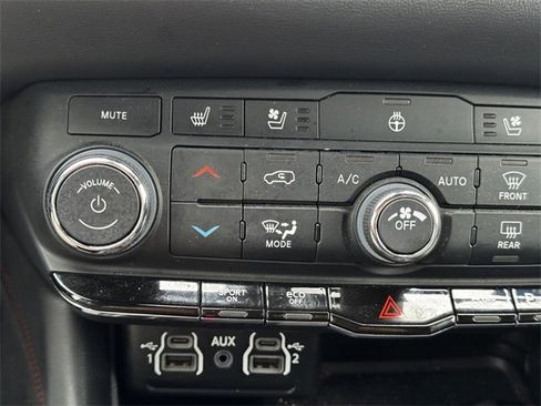 Used 2023 Dodge Durango R/T w/ Blacktop Package image 38