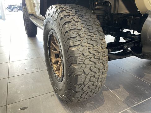 Used 2022 Jeep Wrangler Unlimited Rubicon image 13