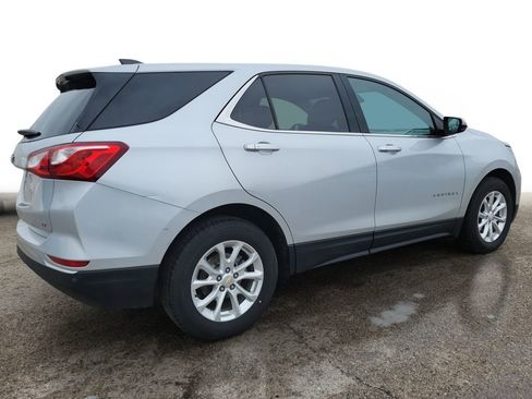 Used 2018 Chevrolet Equinox LT image 4