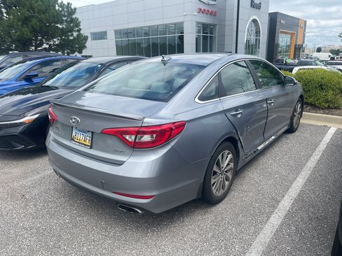 Used 2015 Hyundai Sonata Sport w/ Option Group 03 FWD image 5