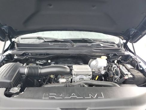 Used 2023 RAM 1500 Laramie AWD/4WD image 11