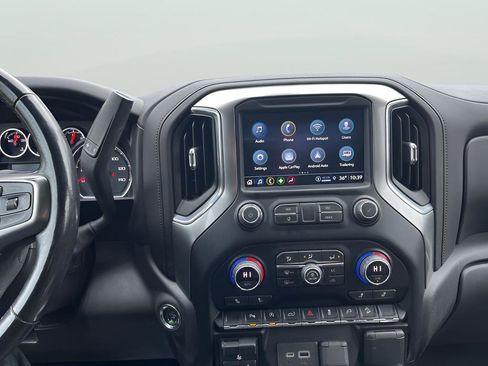 Used 2021 Chevrolet Silverado 1500 LT Trail Boss w/ Convenience Package II image 25