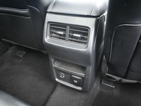 Used 2022 Ford Edge Titanium AWD/4WD image 14