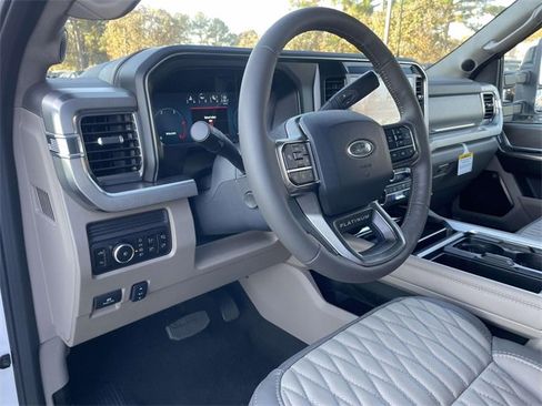 New 2026 Ford F250 Platinum w/ Platinum Plus Package image 15