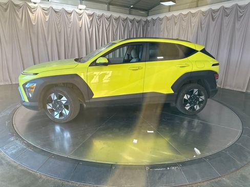 Used 2024 Hyundai Kona SEL AWD/4WD image 8