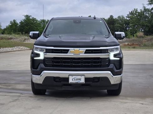 Used 2025 Chevrolet Silverado 1500 LT w/ Texas Edition Plus RWD image 3