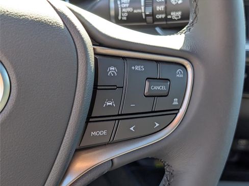 New 2026 Lexus UX 300h AWD image 20