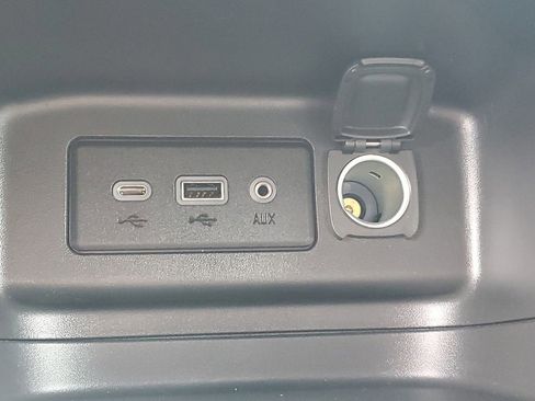 Certified 2023 Chevrolet Equinox LT image 17