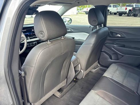 Used 2026 Chevrolet Trax LT FWD image 19